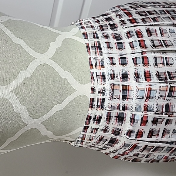 💎 HOST PICK 💎 Burberry 100% Silk Skirt (NWT) - Picture 3 of 5